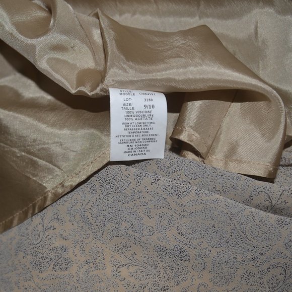 Asymmetrical design spaghetti strap dress - Picture 8 of 10